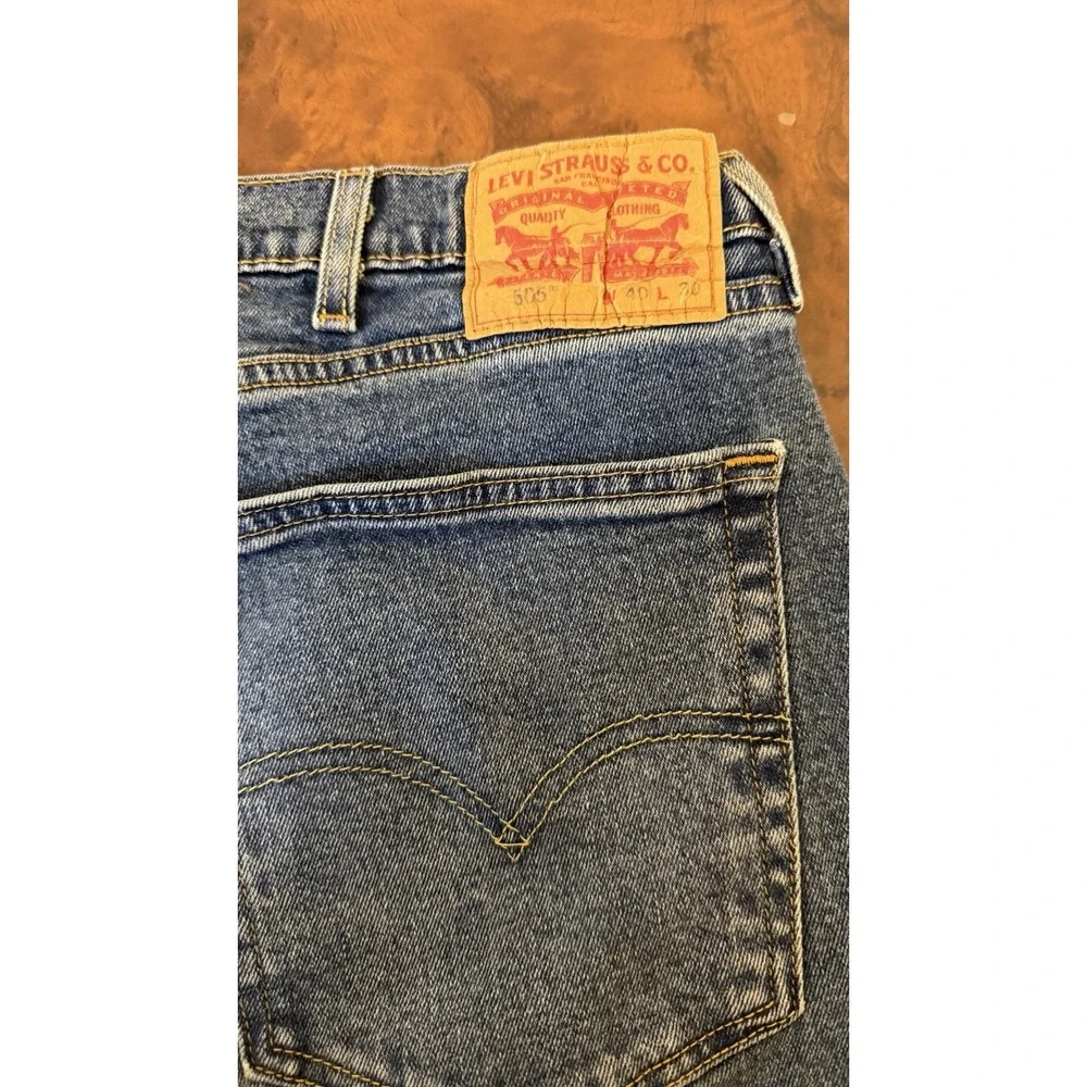 Levi's 505 Men's Medium‎ Wash Blue Jeans Size Fits 40x29 Pants